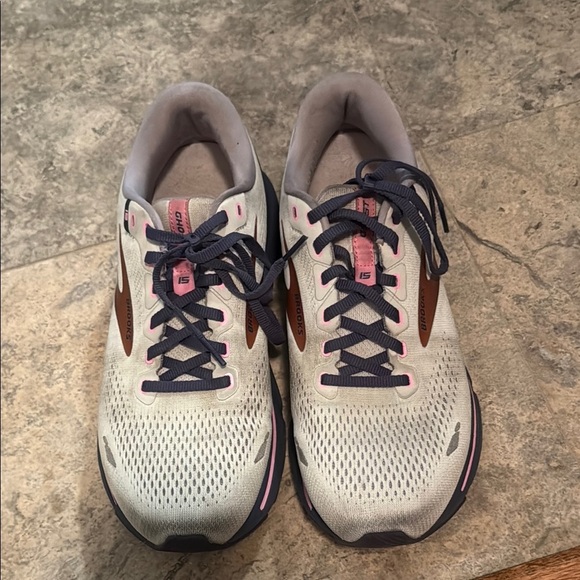 Women's Running Shoes brooks ghost 15 - light blue and Pink size 10 wide - Picture 1 of 6